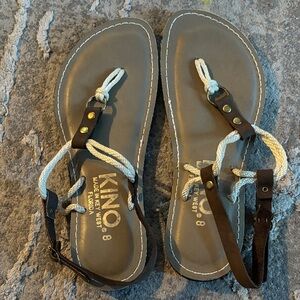 Kino Women's Brown Sandals